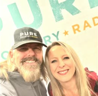 Ontario Artist Janna Leduc joins Jason in Studio!